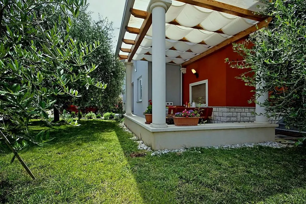 Apartment Umag - Family Paris Croatia