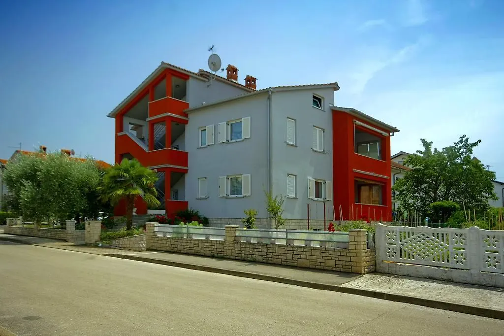 Apartment Umag - Family Paris 0*,