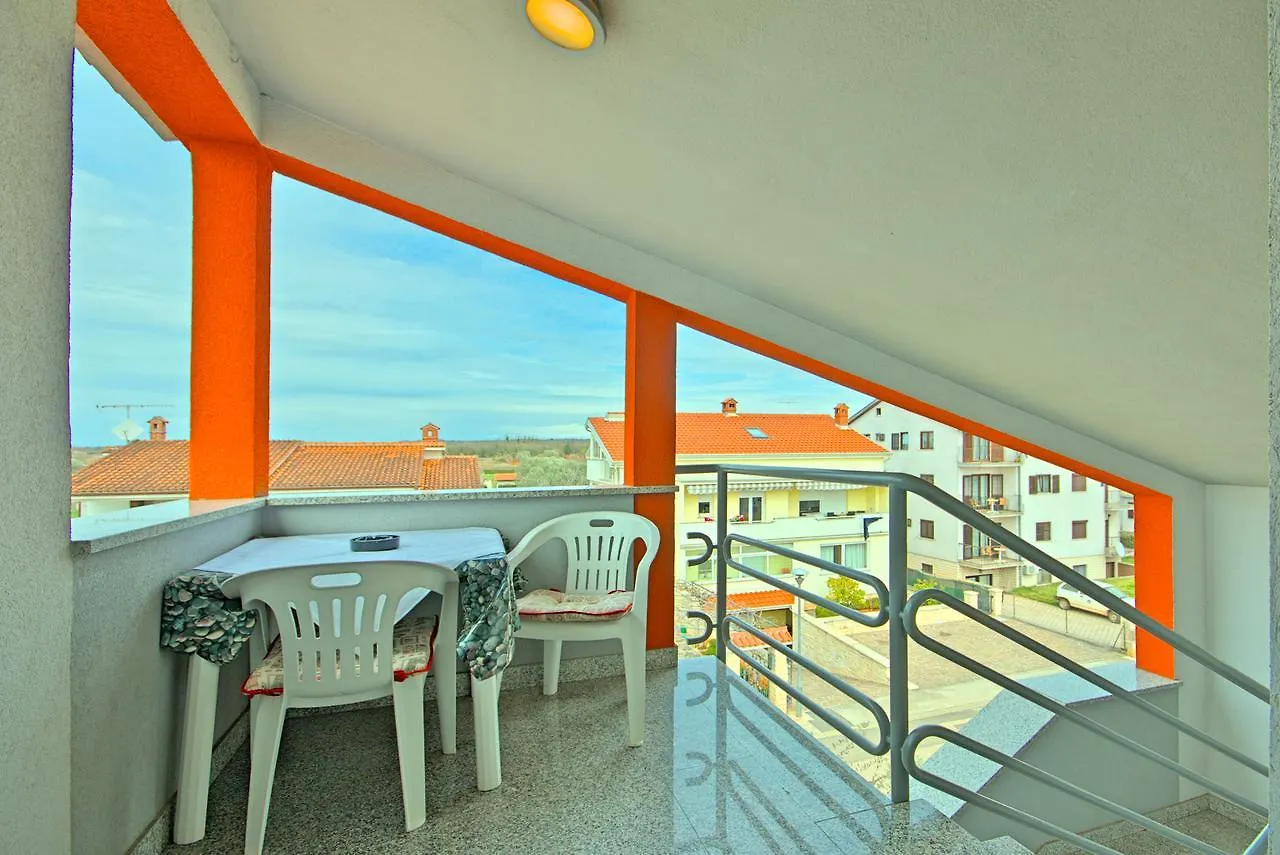 Apartment Umag - Family Paris 0*,  Croatia
