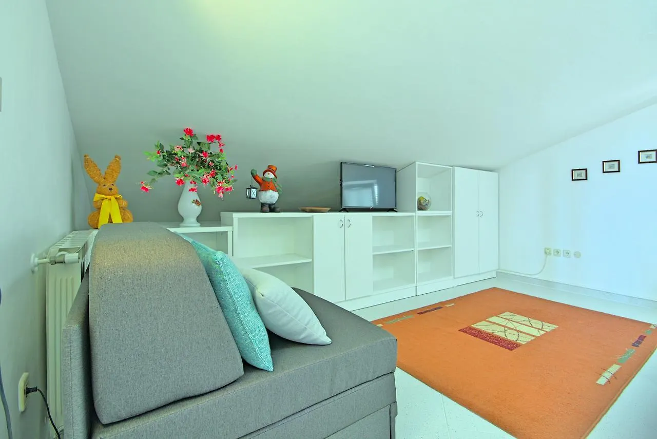 Apartment Umag - Family Paris 0*,